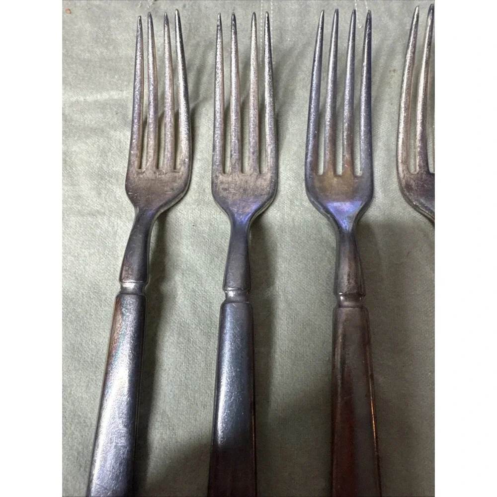 ONEIDA Community Plate OHS 153 pattern silver plated Dinner Fork 7 1/2